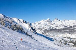 Mammoth Lakes Skiing