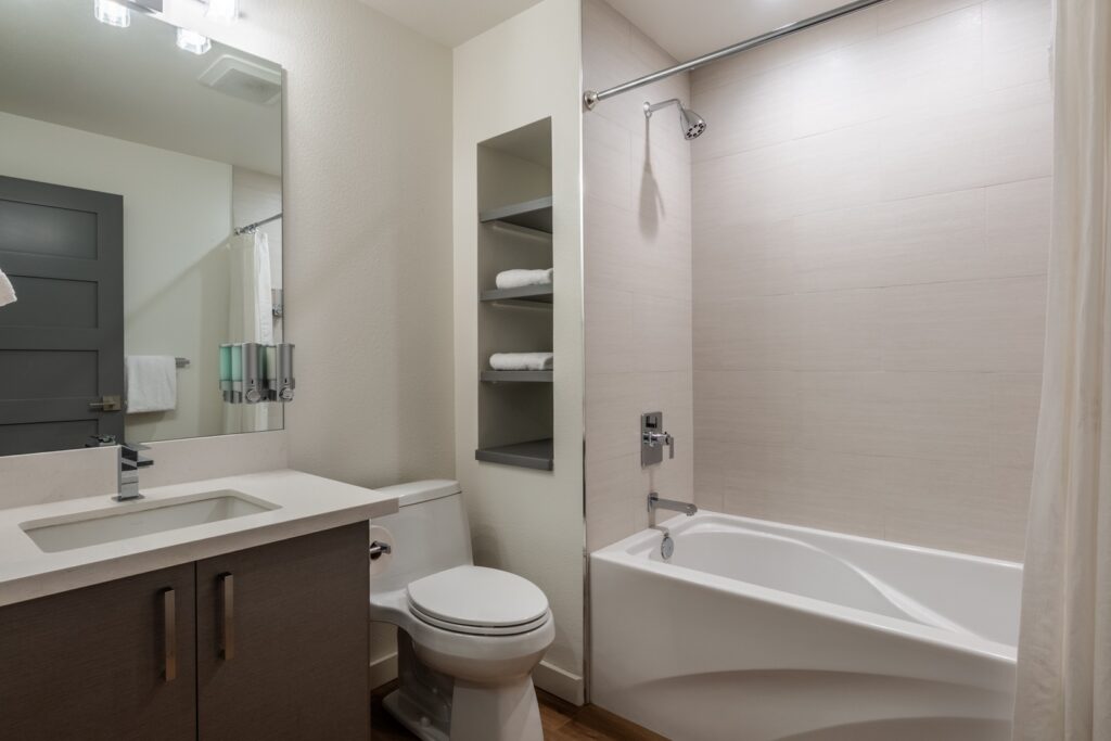 017ea326-6f9e-4872-8c37-933ab3e1dbe3