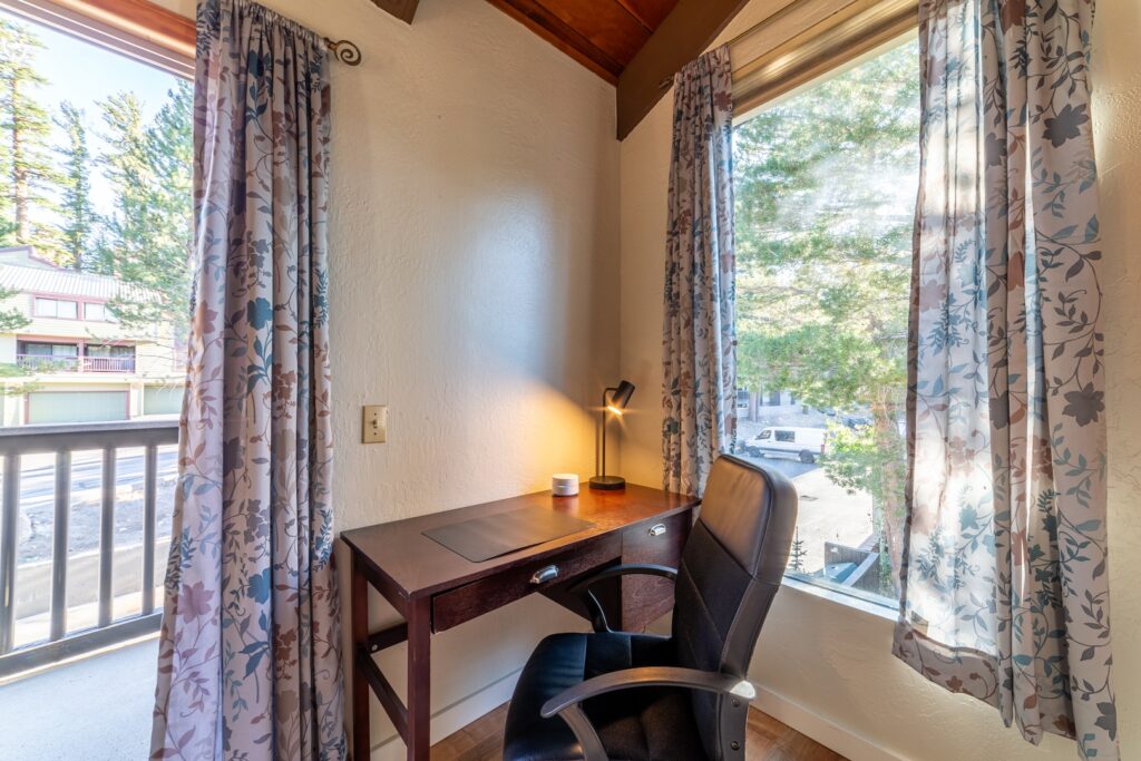 32e57533-edcb-4e8a-890d-c92dc6298994