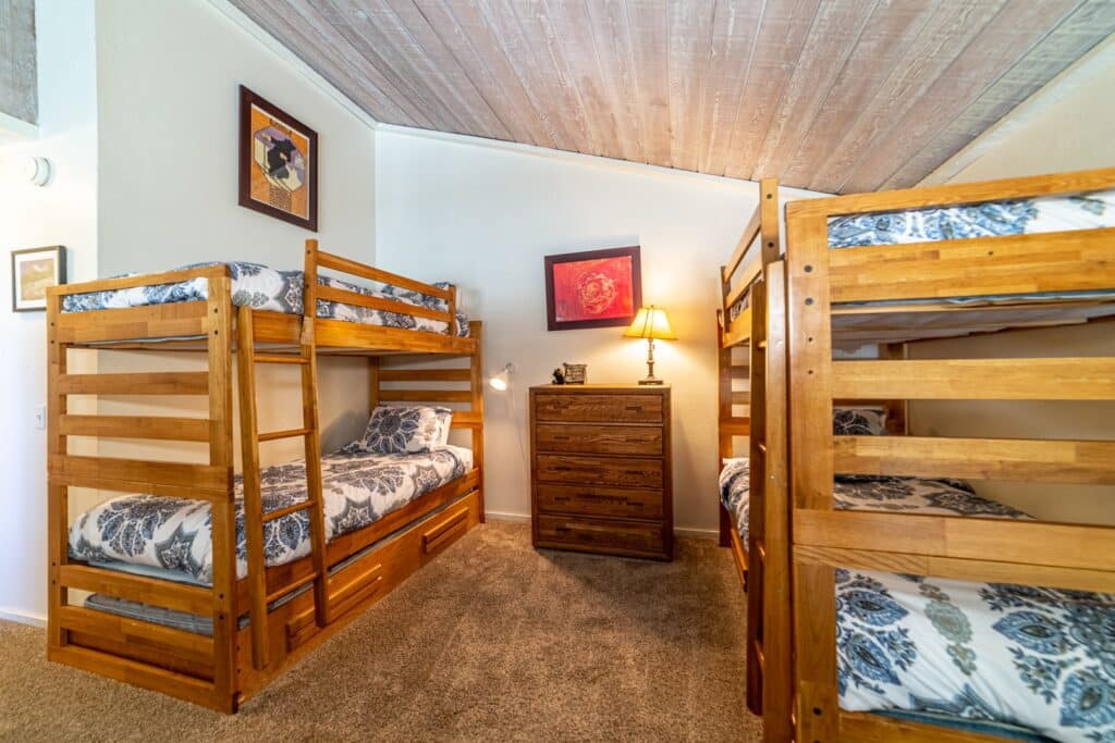 ceb95cc4-0162-465c-94d9-6f16e2f4d680