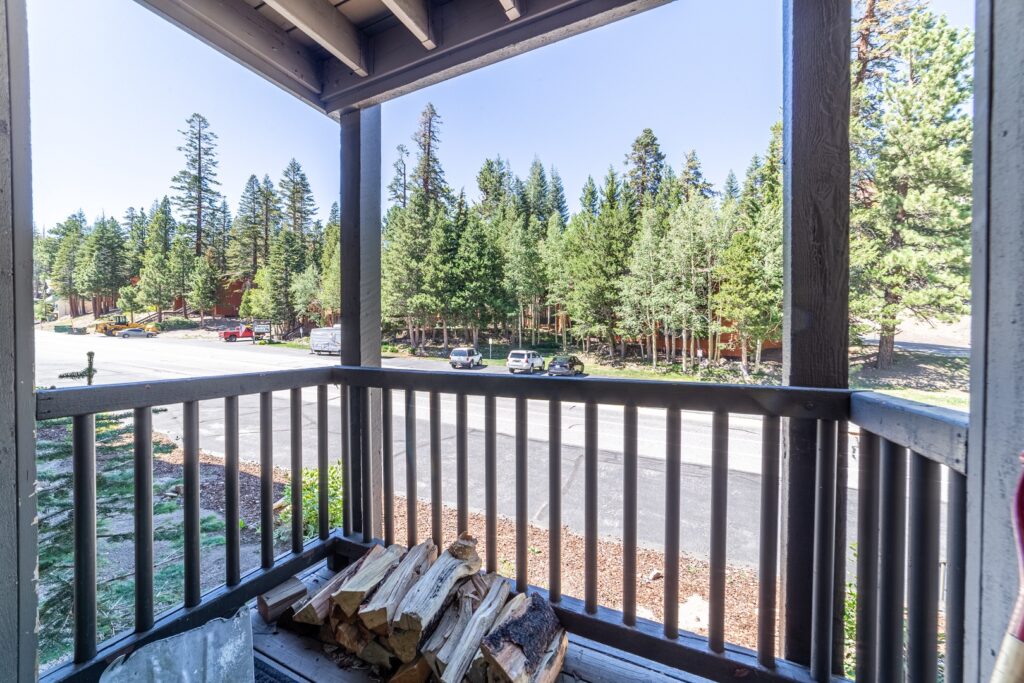 d953d487-d4cd-4afc-952f-a3caba998c00