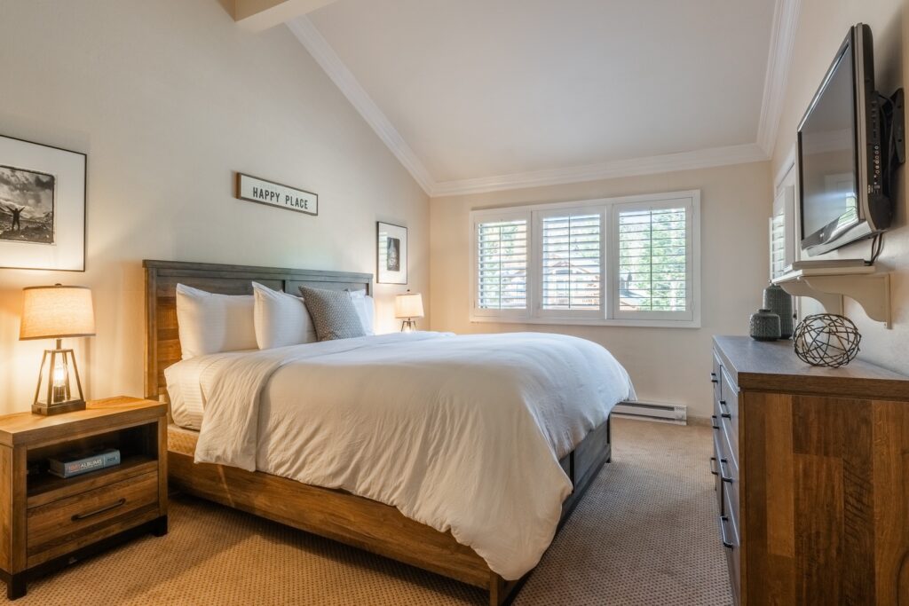 e9dc01b4-50f8-4027-b678-8e4309e9e8ab