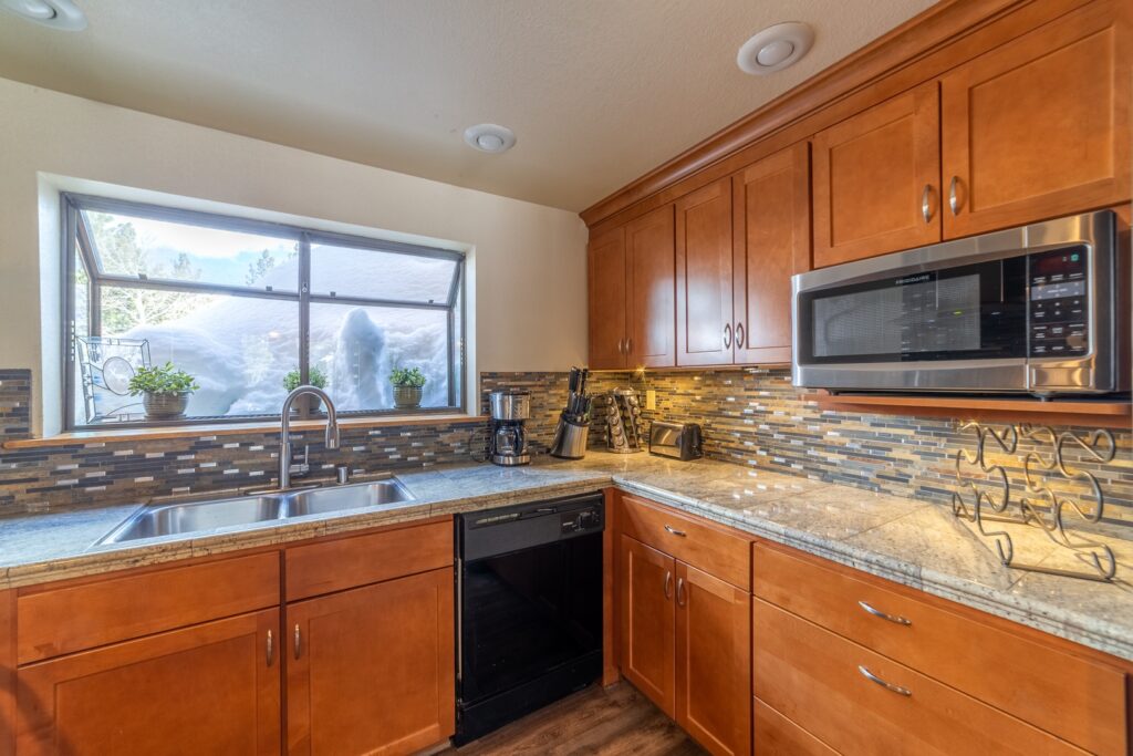 01bf9195-12f0-469d-aeba-f68389c1ee64