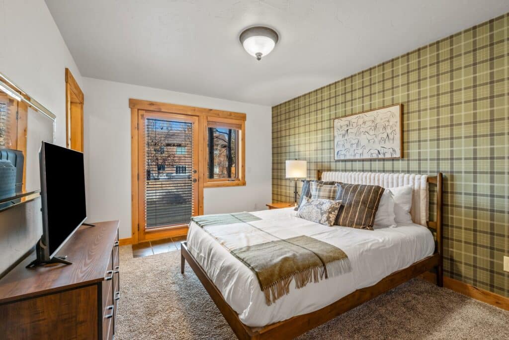 01f23e3e-ba85-47cc-9306-d782ac8f1c0e