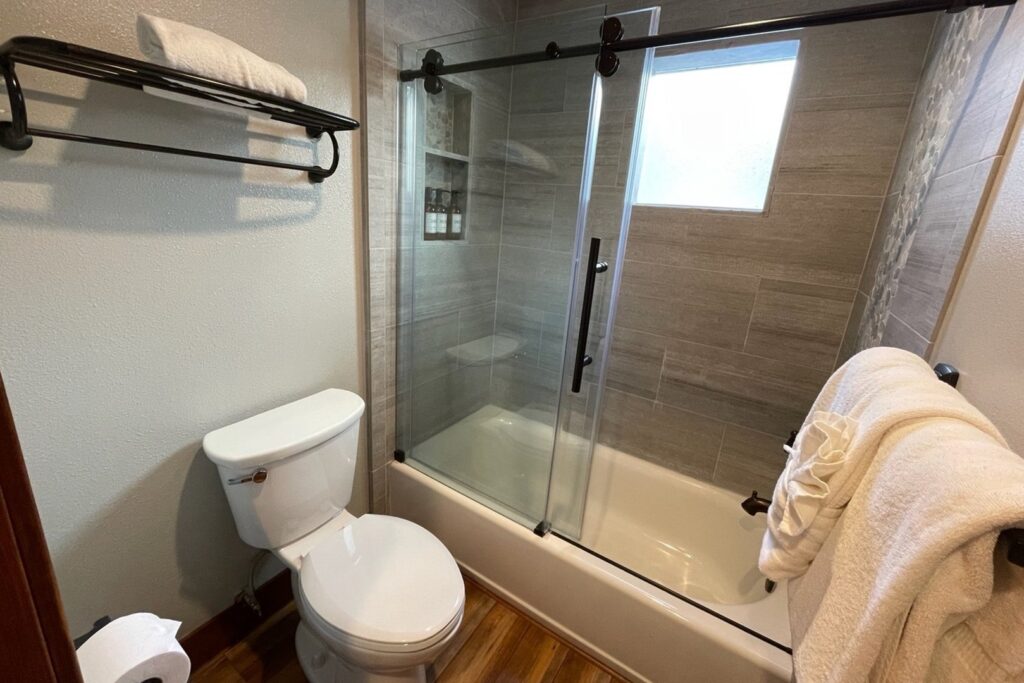 220ff3e5-105f-4d58-869f-0d96460d0797