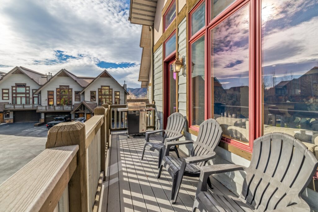 3ac0bfff-9613-414a-a26b-c2e21b4a291f