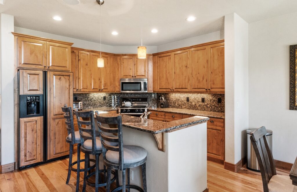 4042b493-881d-44af-8057-1891b1cf9e1f