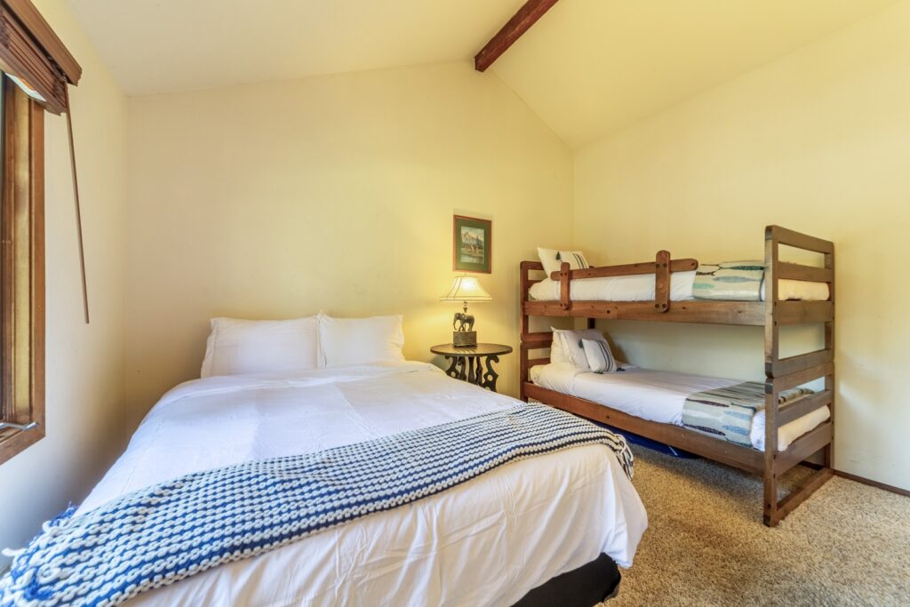 4d3dc69a-f5e7-4f27-bc6a-bee145c2309e