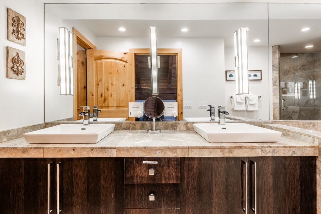 4e20c930-4371-4bbc-b937-53c083f5a732