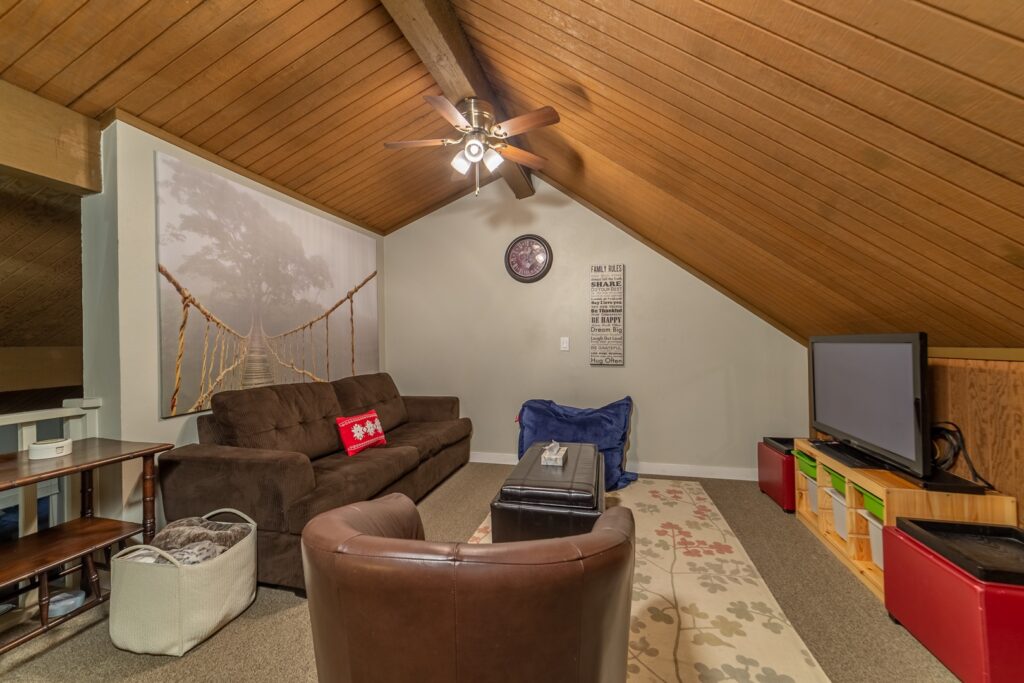 584cb9cf-bcc3-48fa-a062-4d0a26c5b46e