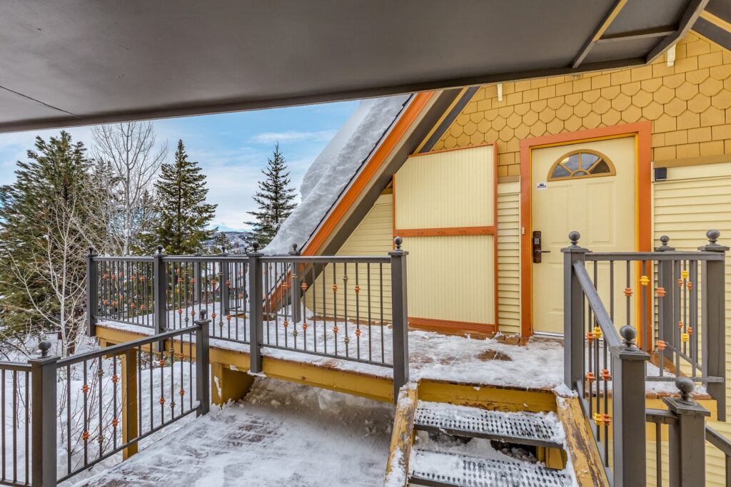 5d86a5b7-5b52-45f3-88f7-93df6adaaa0e