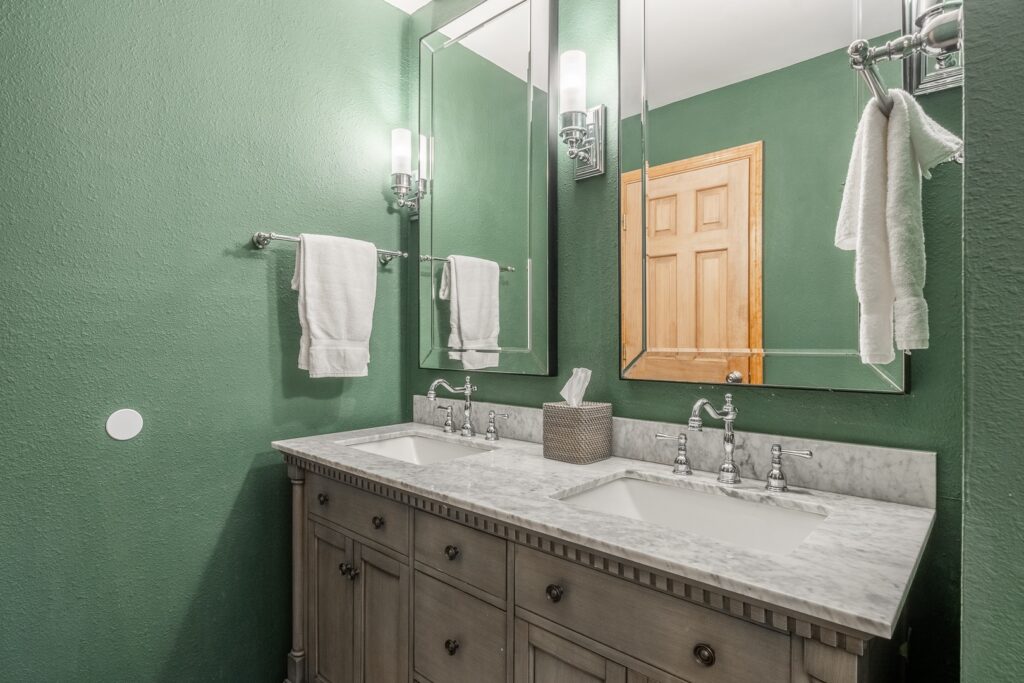 654e2386-b424-402a-ae89-251d5baffa18-2