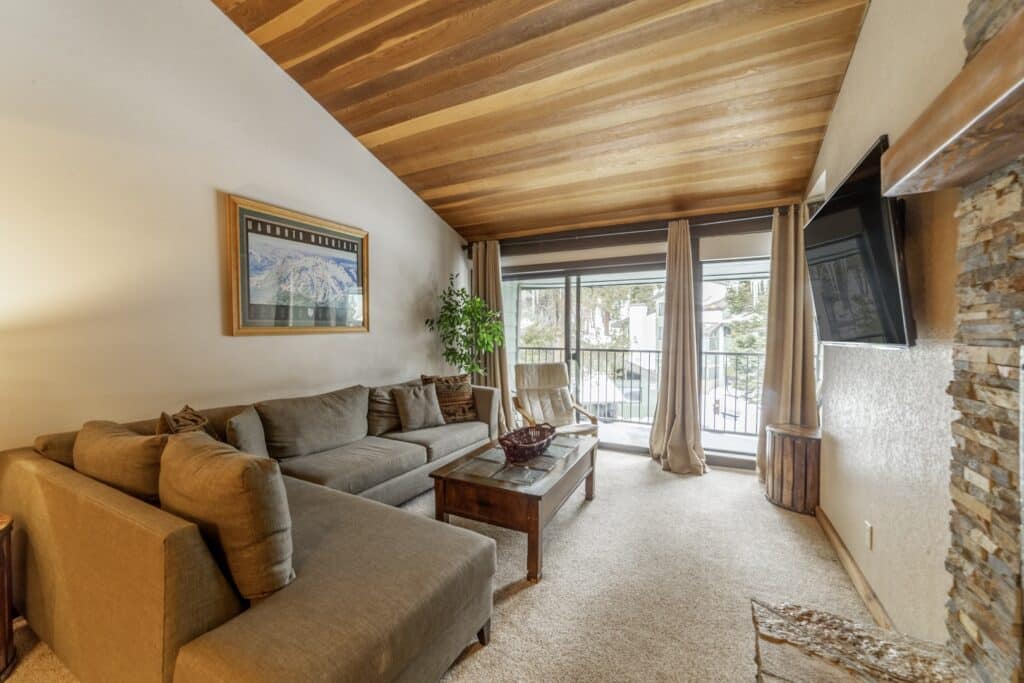 6a745931-59fa-4ec2-9e76-e267356526d8-2