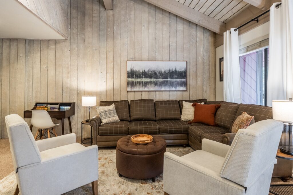 8c7e1011-8cad-4a40-b000-739087e321dc