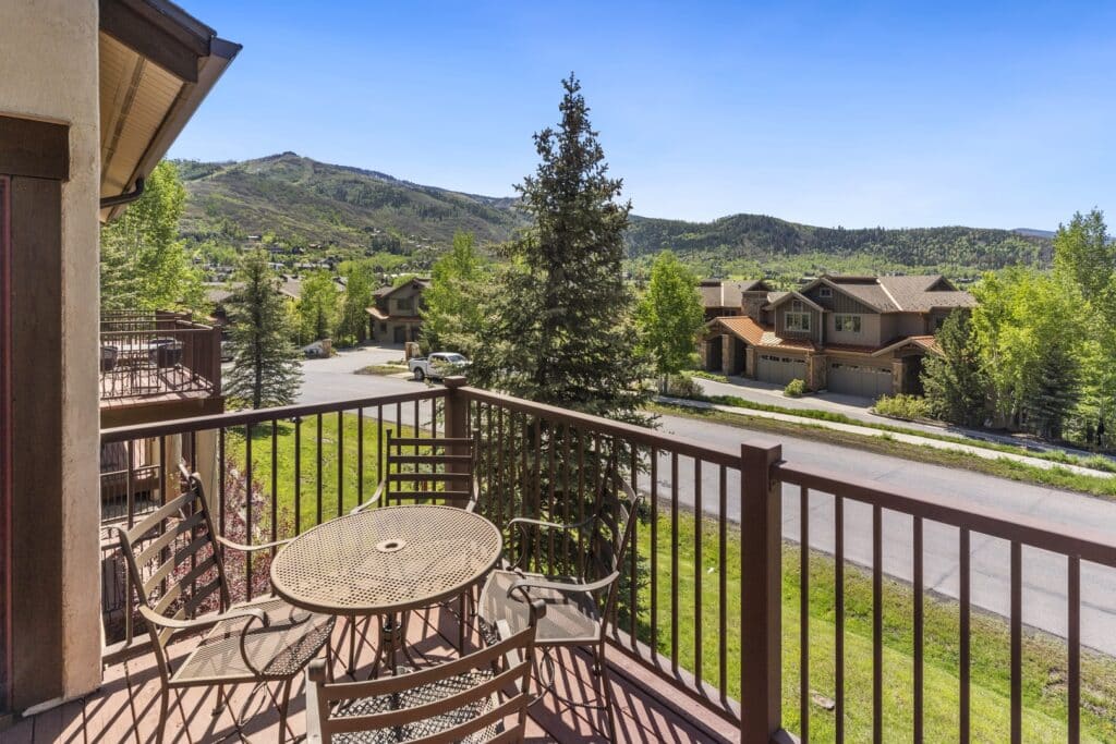 99b529fb-af75-4aaa-b98f-5890bc77d9fe