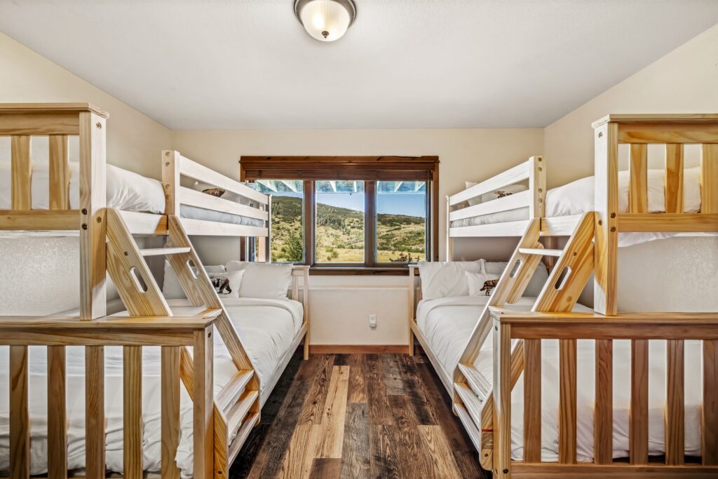 99bf5fc6-9731-4007-a53a-cc56867fb079