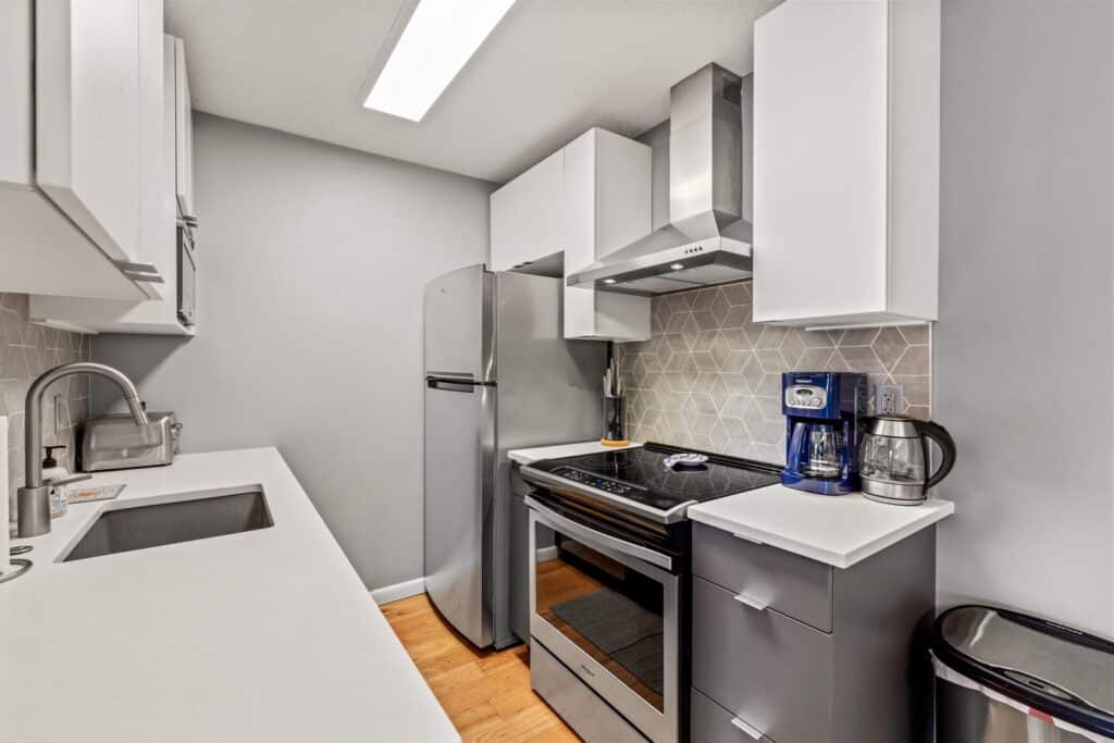 9aed2a65-6ff9-404b-bf9d-d1db35ea5ef7