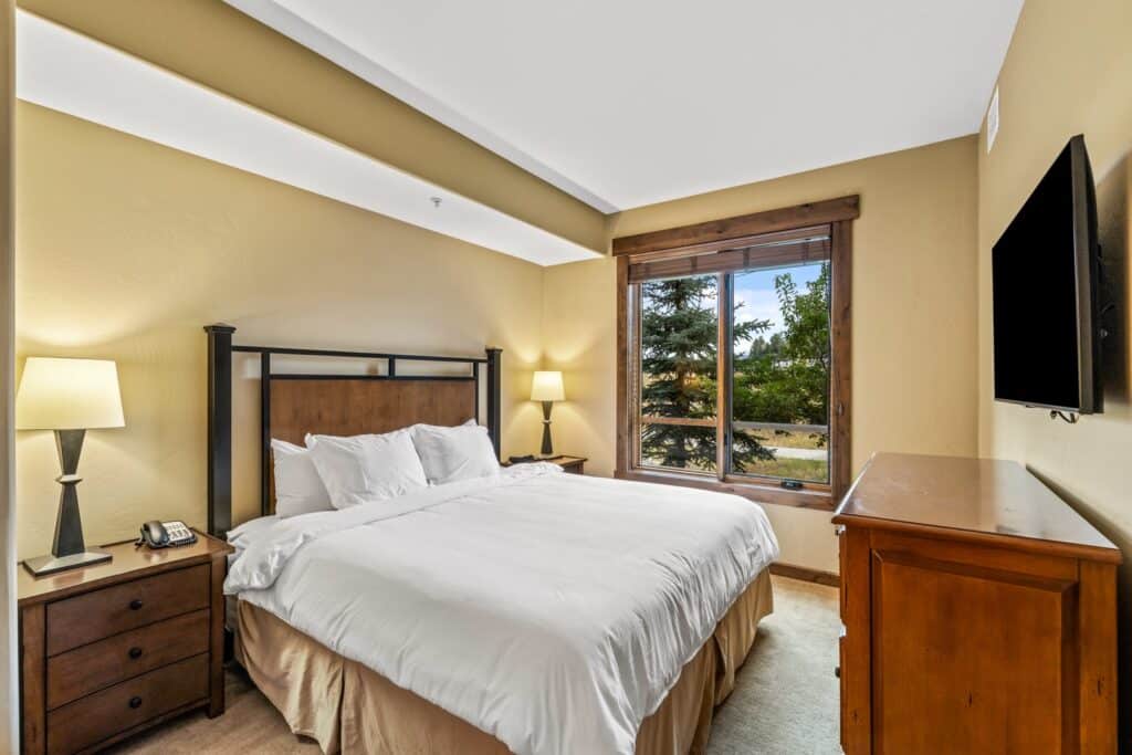 9b48a699-c9e1-4f82-98e6-175846676791