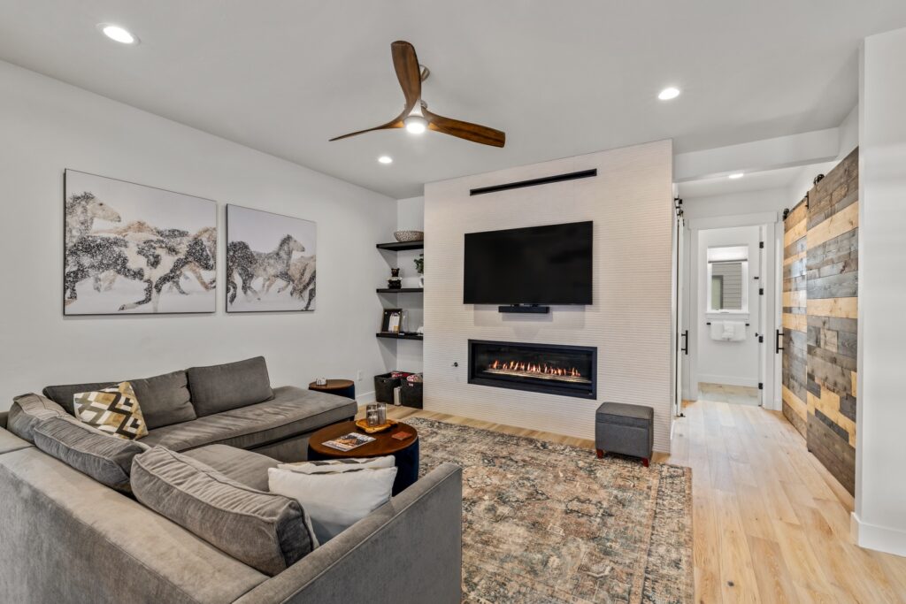 a0987914-8375-40ed-a996-350296cb60e4