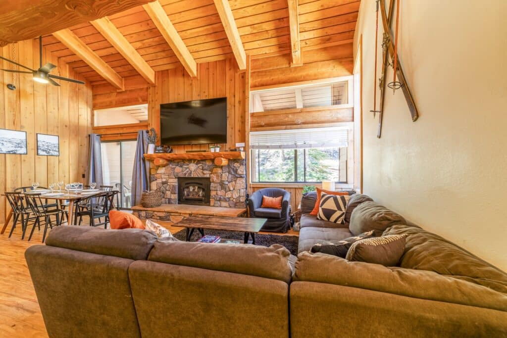 a7412698-6430-4d78-a28f-1f2bb6e1e328-2