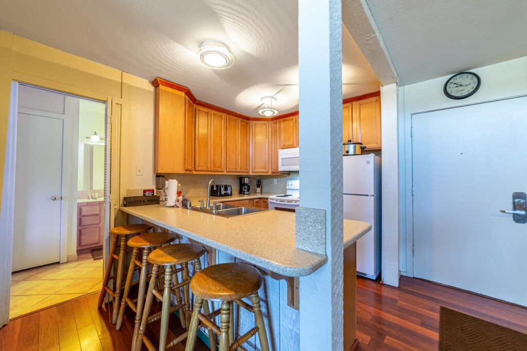 aa8aeec2-7f66-4585-a06b-a26d3b4d358c-2