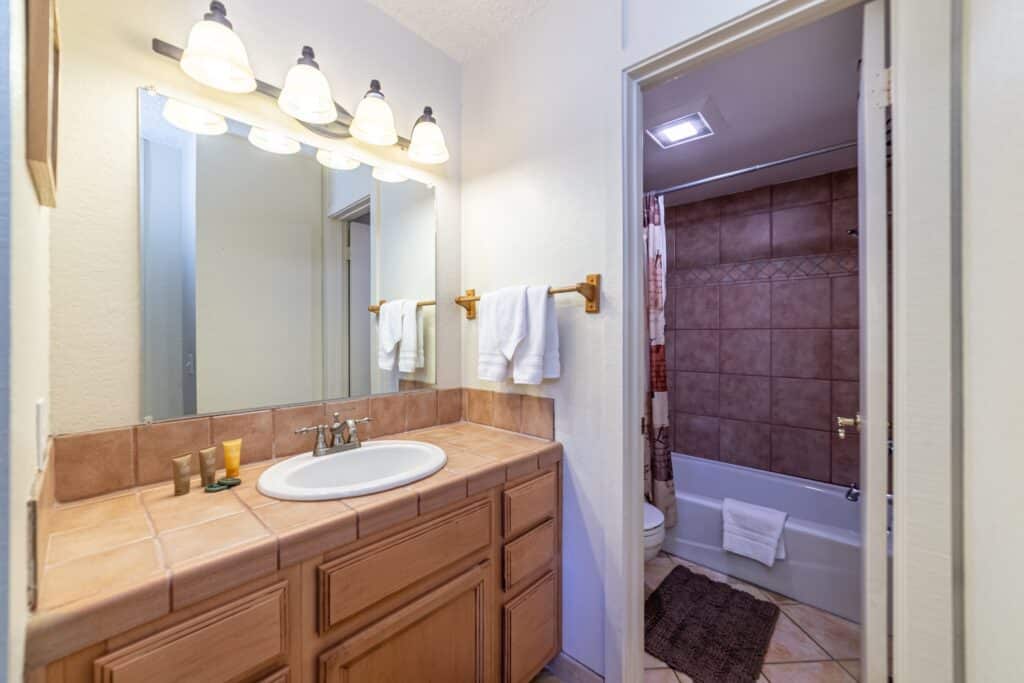 c6475ce0-636d-4868-a542-fd0df994c042-2