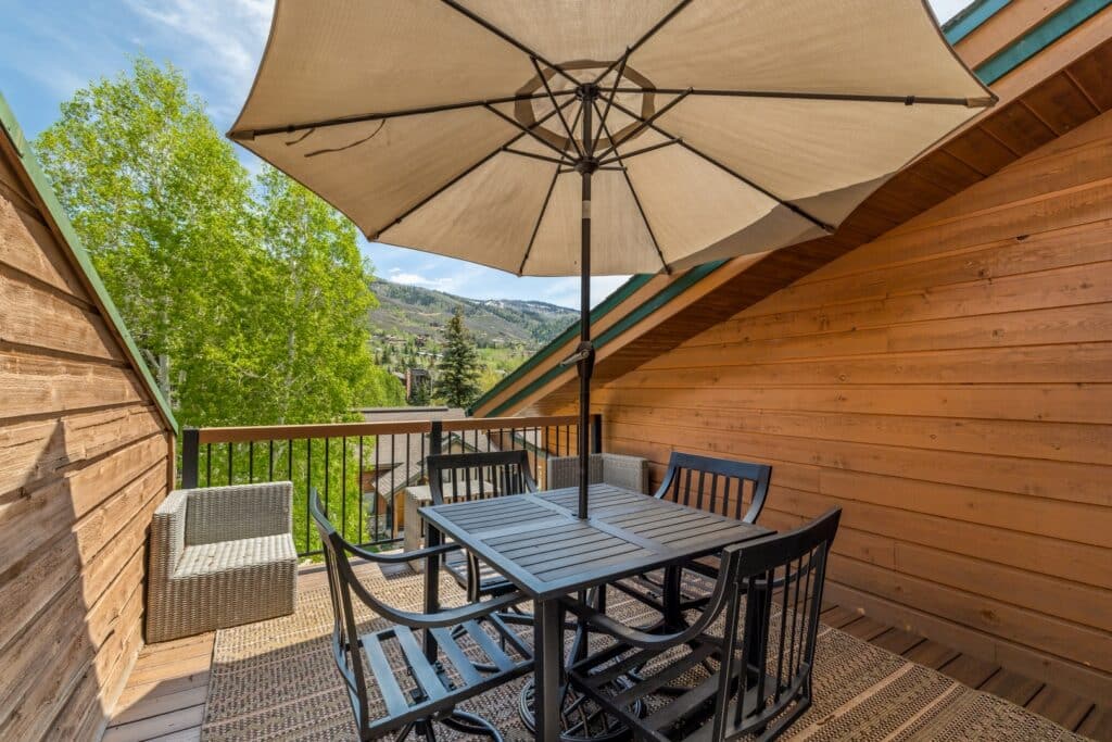 d6e5c92b-7850-445a-bac3-a38050a3fd7b