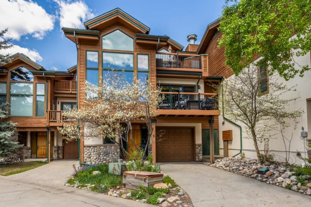 Evergreen townhouse in Steamboat Springs, Colorado