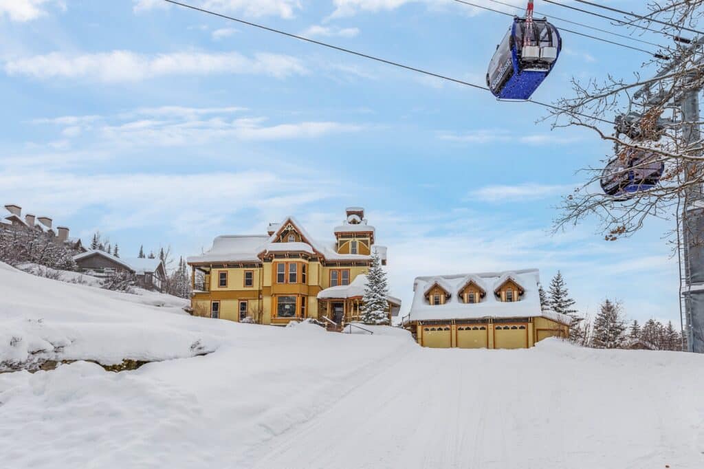 f7d7975f-57a6-4451-9ed7-245df6a5f0e8